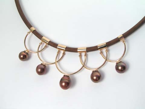 chocolate tahitian pearls