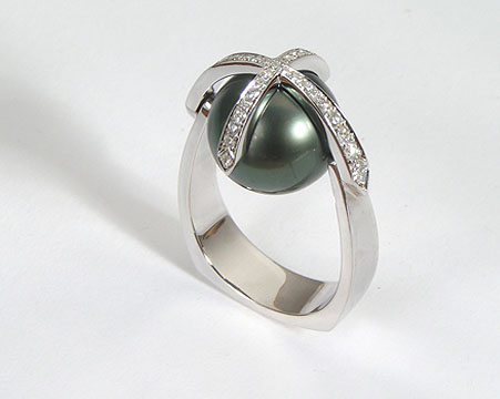 tahitian pearl diamonds ring