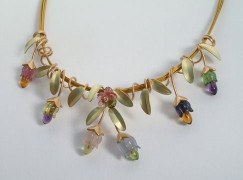 gold vine necklace